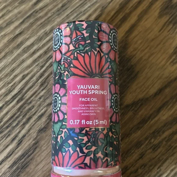 IYURA Yauvari Amplified Youth-Spring Face Oil - Picture 2 of 6